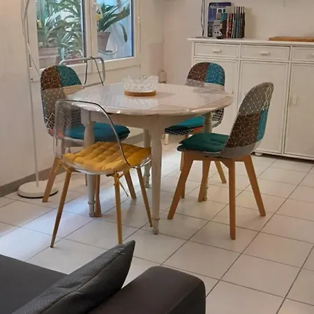 Ground Floor In Center * Mèze